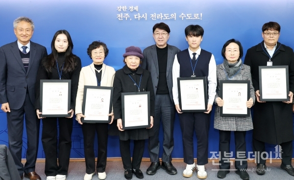 1bc21b5a08a9ad6918a1a893f909c3f3_1738909260_3282.png 1bc21b5a08a9ad6918a1a893f909c3f3_1738909260_3282.png